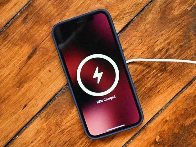 长春苹果手机维修分享iPhone 12可以随便充电吗 